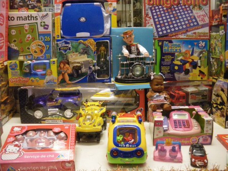 Brinquedos e Jogos